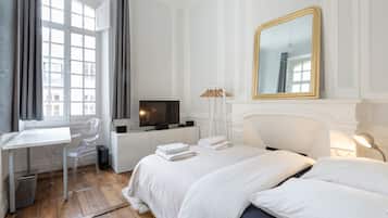 1 chambre, fer et planche Ă repasser, Wi-Fi gratuit, draps fournis