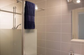 Haartrockner, Handtücher