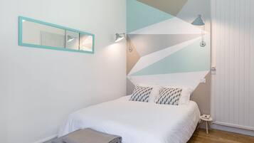 1 bedroom, desk, iron/ironing board, free WiFi
