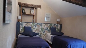2 soverom, strykejern/-brett, reiseseng for barn og wi-fi (inkludert)