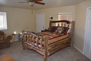 1 soverom, strykejern/-brett, wi-fi (inkludert) og sengetøy