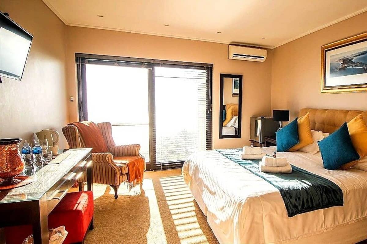 Minibar, coffres-forts dans les chambres, draps fournis