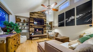 Unclassified image, 4 of 38, button - Riverfront Hot Tub! Fireplace, Walk to Town (Estes Park)