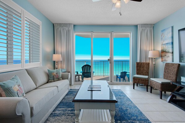 Smart TV, DVD player