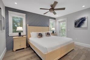 6 bedrooms, internet, bed sheets - Prime Location with Pool, Spa, and Fun Waterslide - Summer House (Siesta Key)