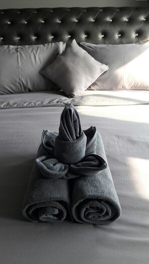 Standard Double Room | Desk, blackout curtains, rollaway beds, free WiFi