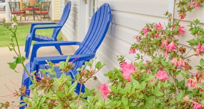 5 minuutin kävelymatka rannalle (1 lohko). Äskettäin uusittu huhtikuu 2018. Tilava 3Beds 3Baths