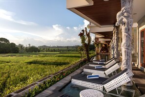 Outdoor pool - Wadari Retreat Villa Ubud (Ubud)