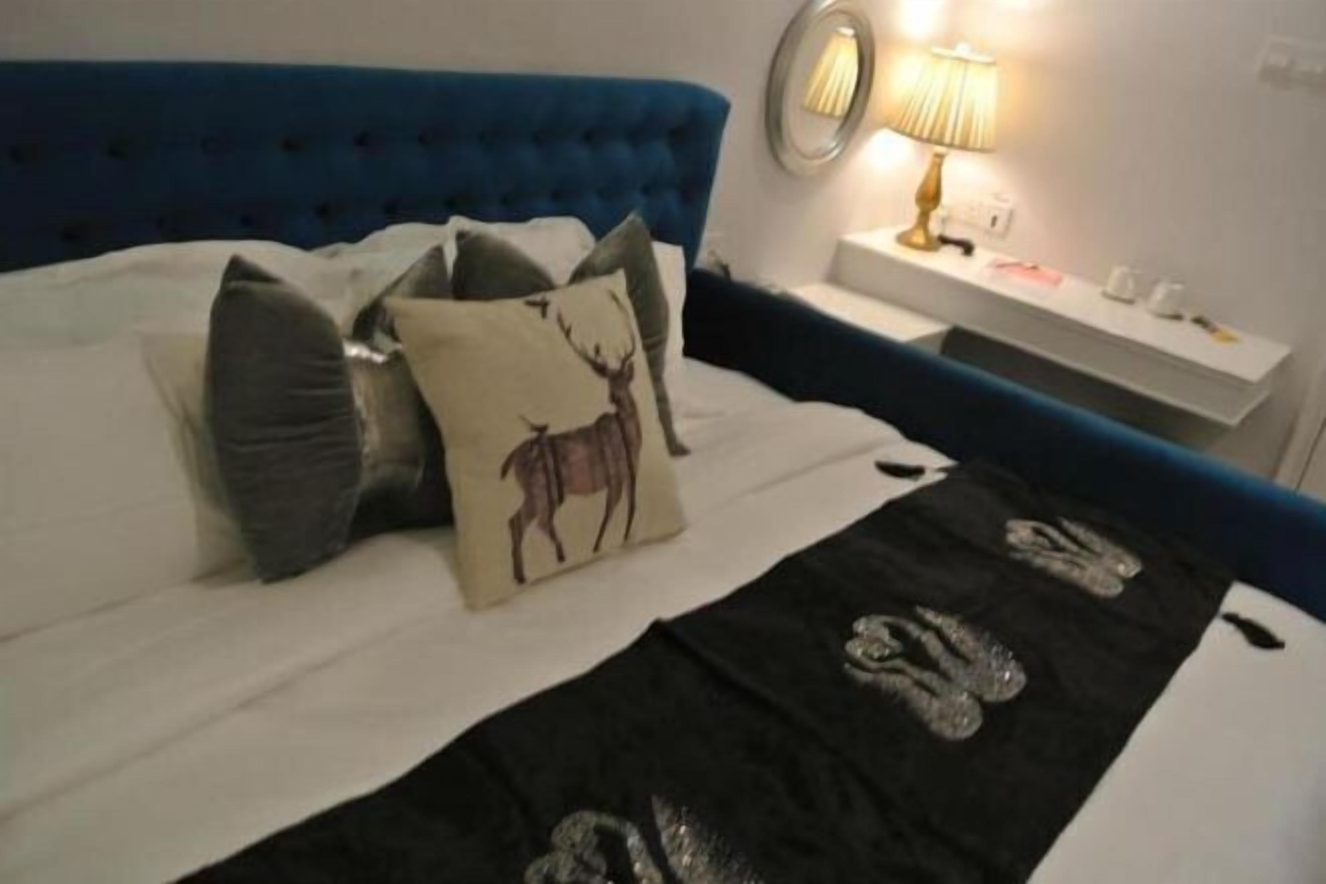 Työpöytä, silitysrauta/-lauta, ilmainen Wi-Fi