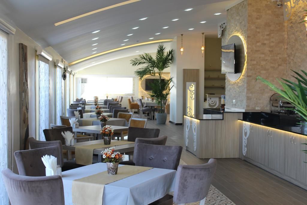 Desayuno buffet incluido todos los días