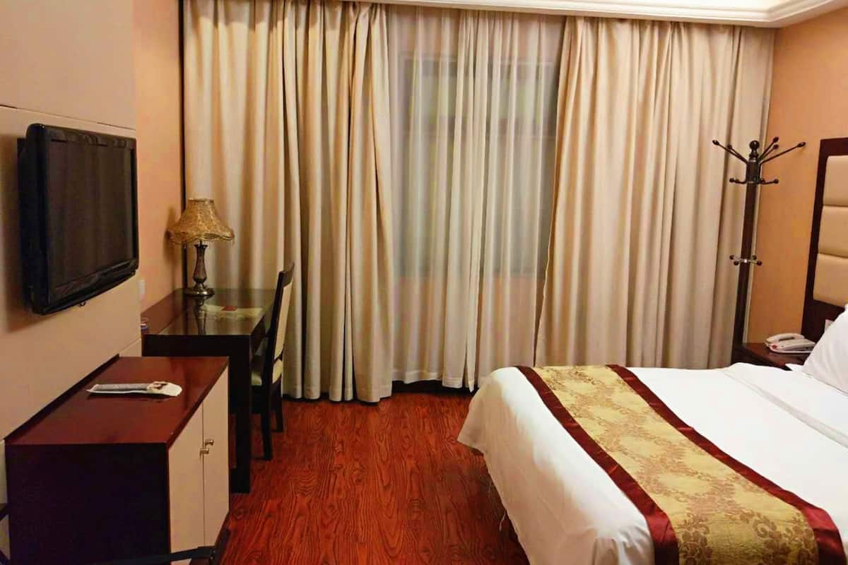 Rezen Select Shanghai International Resort Reviews, Deals & Photos 2025