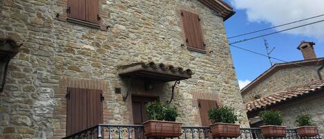 Apartment, 2 Bedrooms, Partial Sea View (3 pax) | Terrace/patio