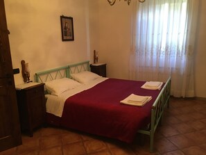 Apartment, 2 Bedrooms (5 pax) | Individually decorated, individually furnished - Il Poggio (Auditore)