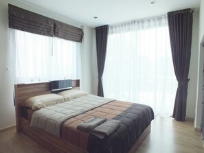 วิลล่า | ผ้าม่านกันแสง, Wi-Fi ฟรี, ผ้าปูที่นอน