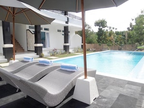 Piscina externa