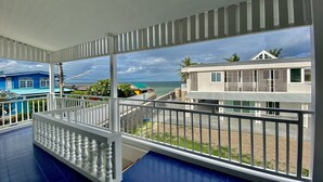 4-Bedroom House | ลานระเบียง/นอกชาน
