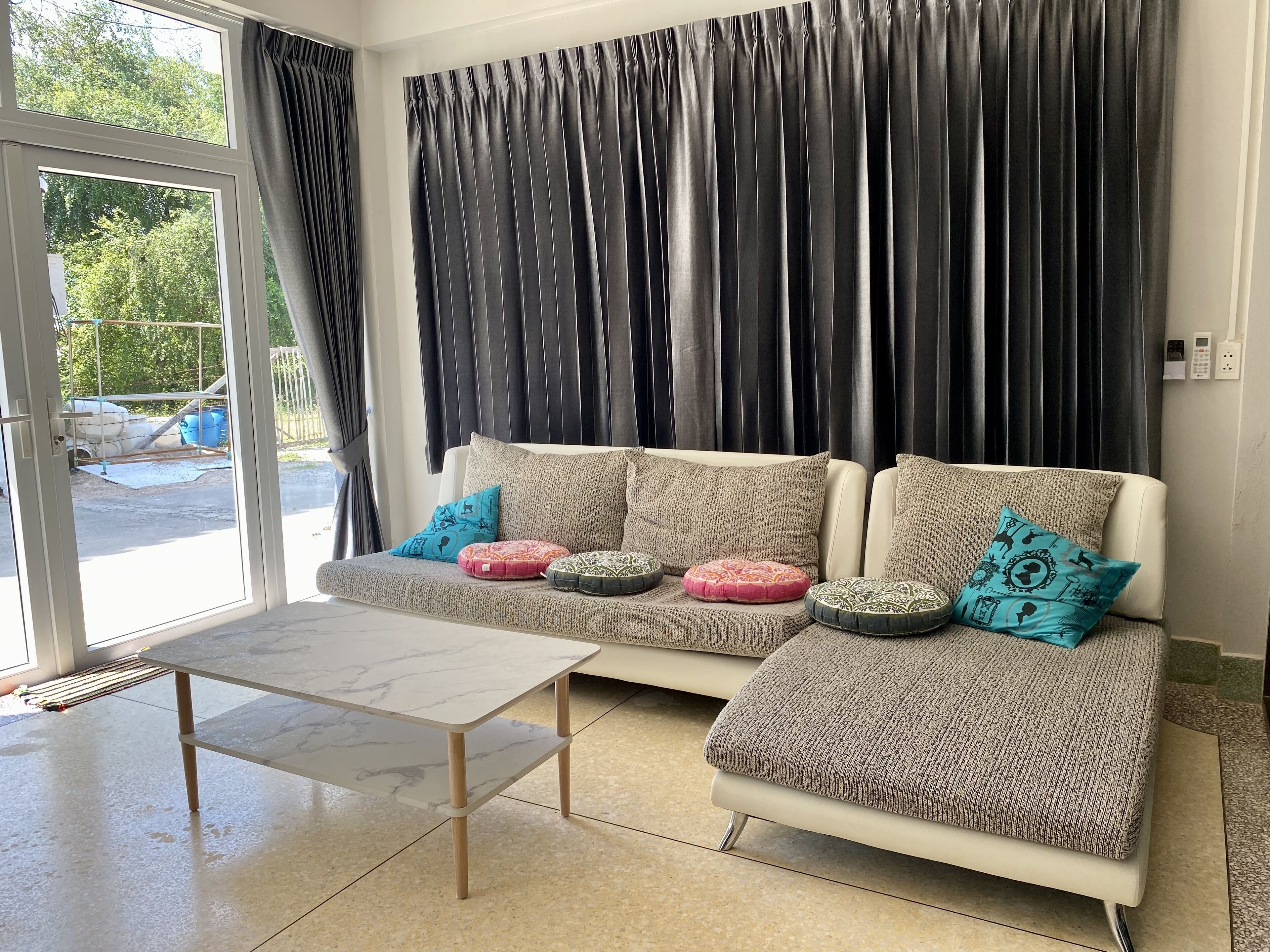 4-Bedroom House | Living area | 42-inch Smart TV with cable channels, Netflix, DVD player
