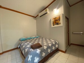 4-Bedroom House | 4 sovrum, mörkläggningsgardiner, ljudisolering och gratis wi-fi