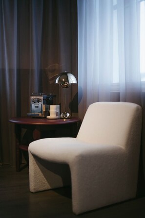 Schreibtisch, Verdunkelungsvorhänge, kostenloses WLAN, Bettwäsche