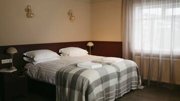 Desk, blackout curtains, free WiFi, bed sheets