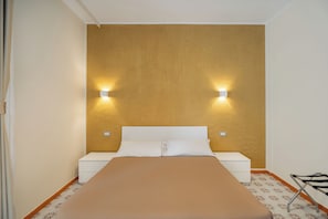 Deluxe Double Room, Balcony | Premium bedding, in-room safe, desk, laptop workspace - The Reef Sorrento (Sorrento)