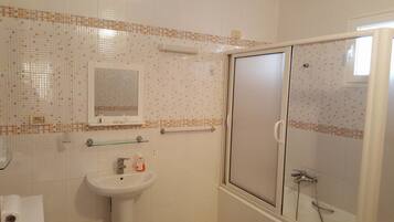 Villa, 3 Bedrooms | Bathroom | Combined shower/tub, deep soaking tub, free toiletries, towels