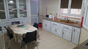 Villa, 3 Bedrooms | Private kitchen