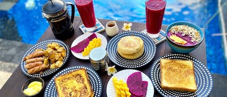 Honeymoon Villa, 1 Bedroom | Food and drink