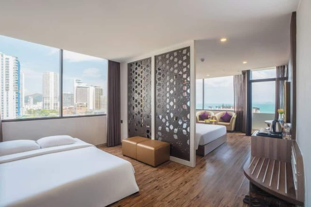1 Schlafzimmer, Minibar, Zimmersafe, Schreibtisch