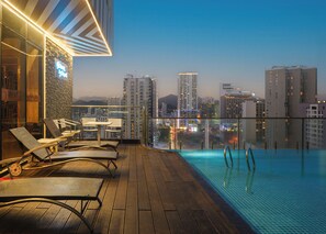 Outdoor pool, open 5 AM to 10:00 PM, pool umbrellas, pool loungers - V Hotel Nha Trang (Nha Trang)