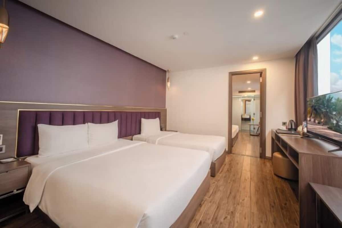 1 Schlafzimmer, Minibar, Zimmersafe, Schreibtisch