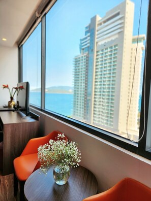 1 bedroom, minibar, in-room safe, desk