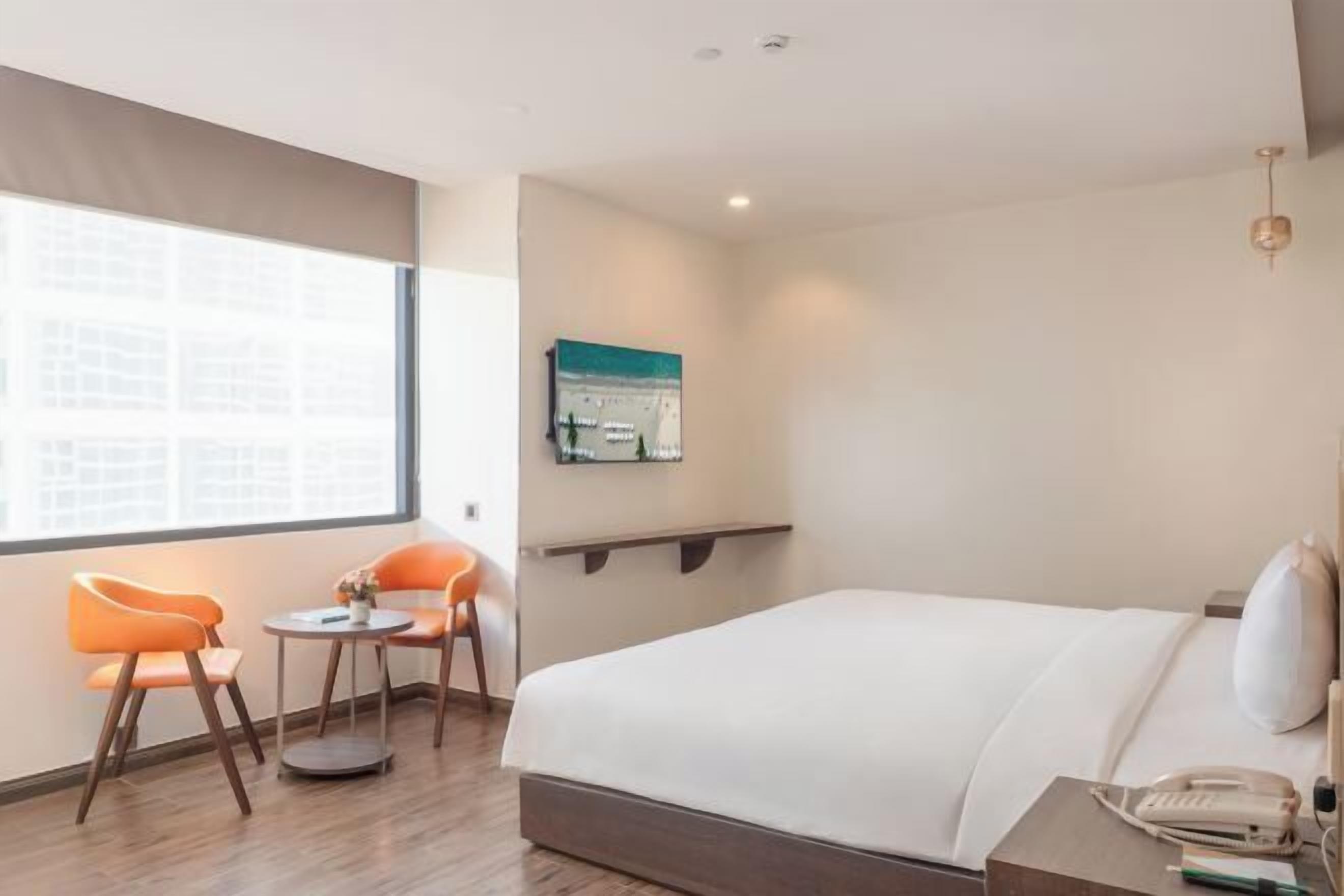 Minibar, in-room safe, desk, laptop workspace