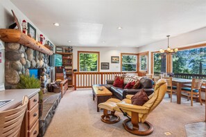 TV, fireplace, Netflix, streaming services