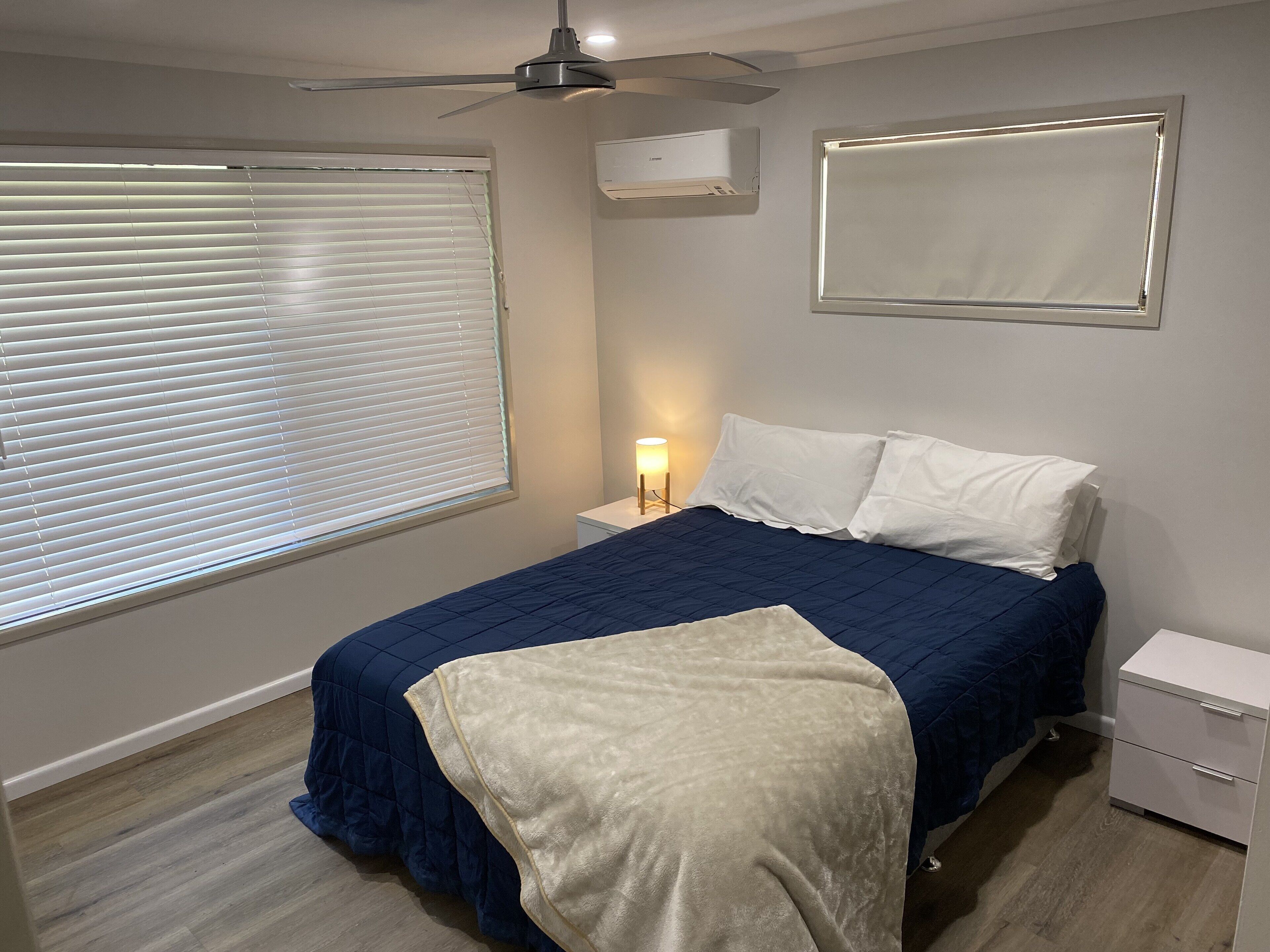 Sleeps 14/Central Location/Kids Toys and Play Equipment/Fully Self Contained — image 13