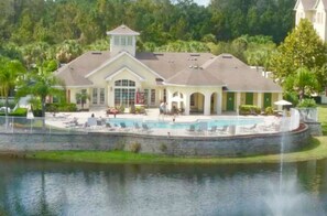 Exterior - WATER VIEW*4 Bedroom/Elevator/5 Star Condo* DISNEY Area (Kissimmee)