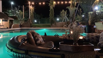 Outdoor pool, a heated pool