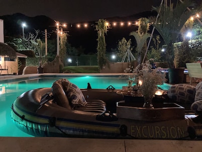 Glamping in the Green Hills Mansion