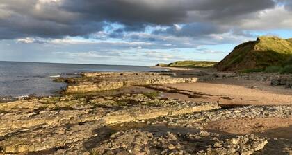 Cosy pet friendly farm cottage, 15 minutes to Northumberland coast!