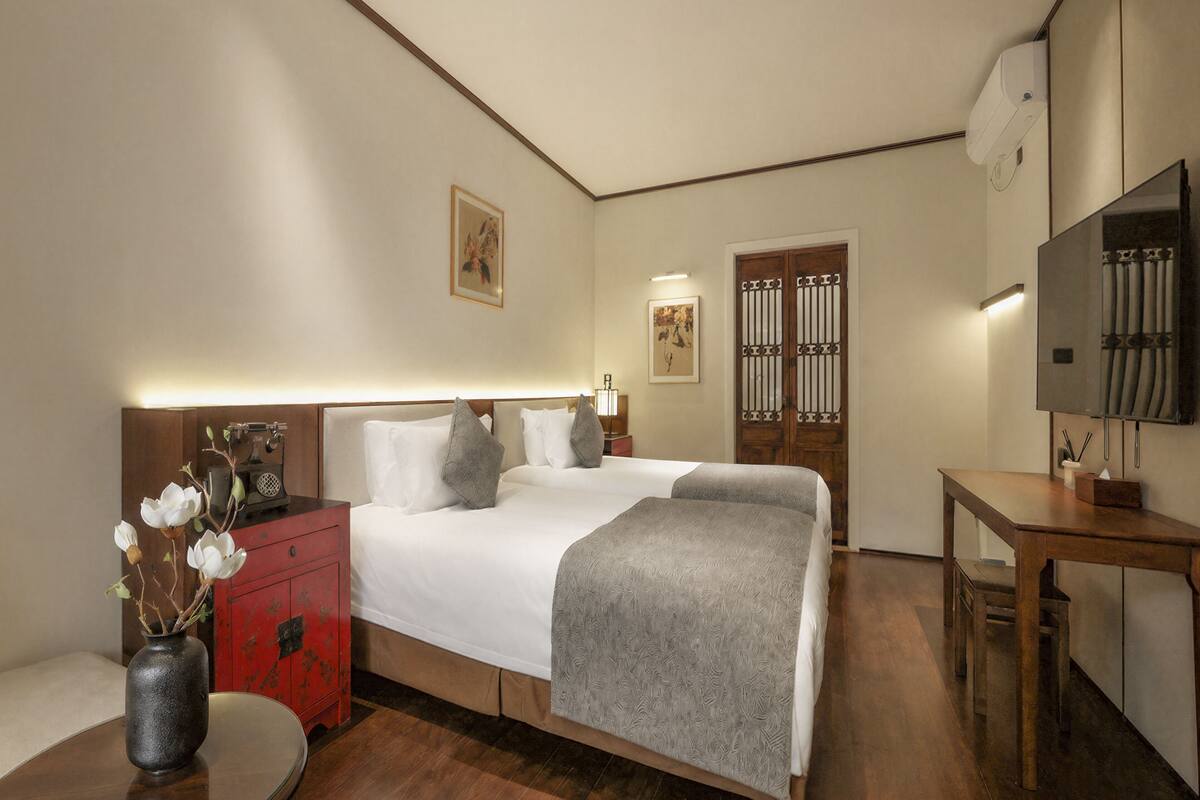 Standard Twin Room  | Premium bedding, down comforters, memory foam beds, minibar