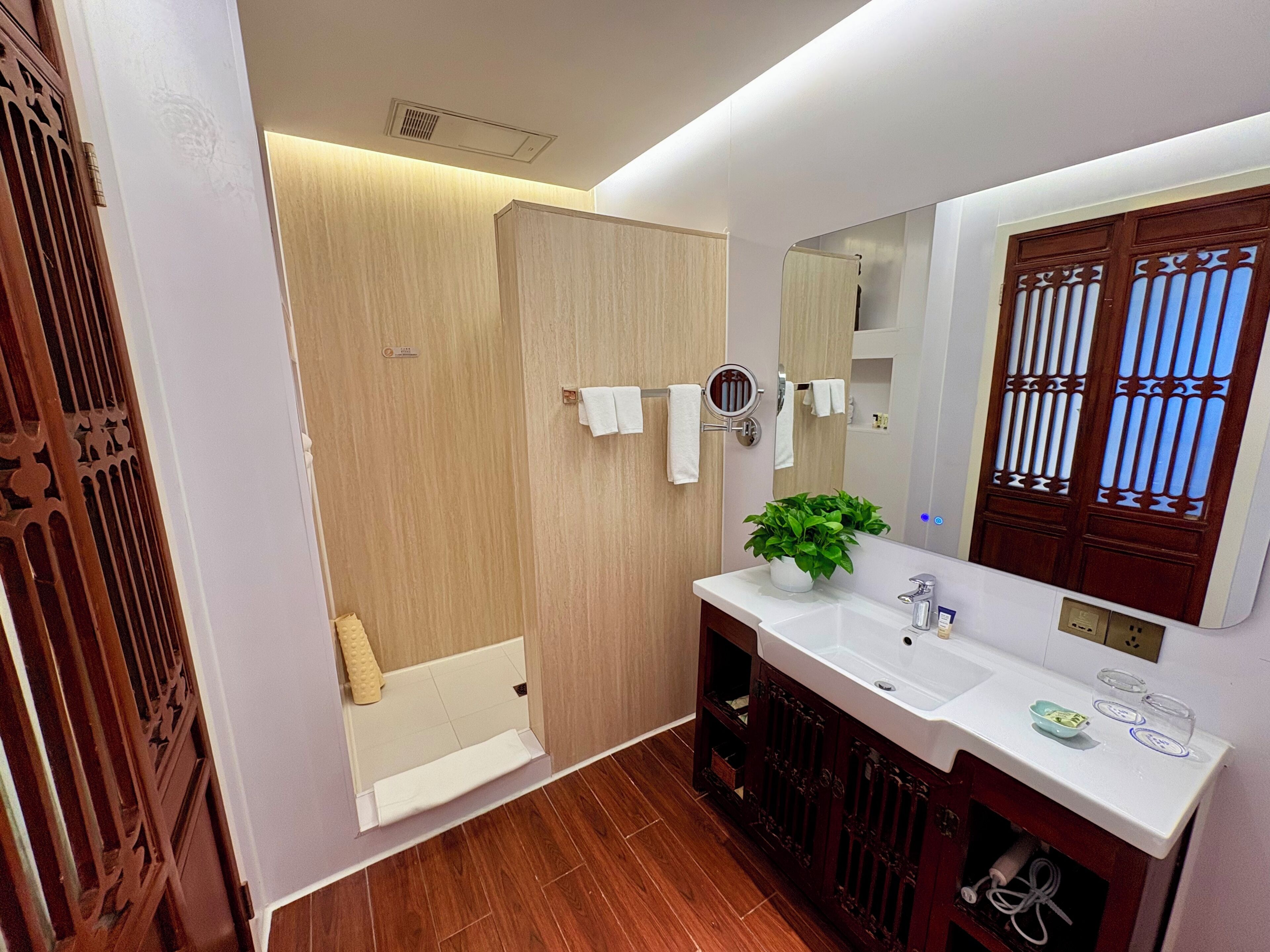 Photo - Jingshan Garden Hotel