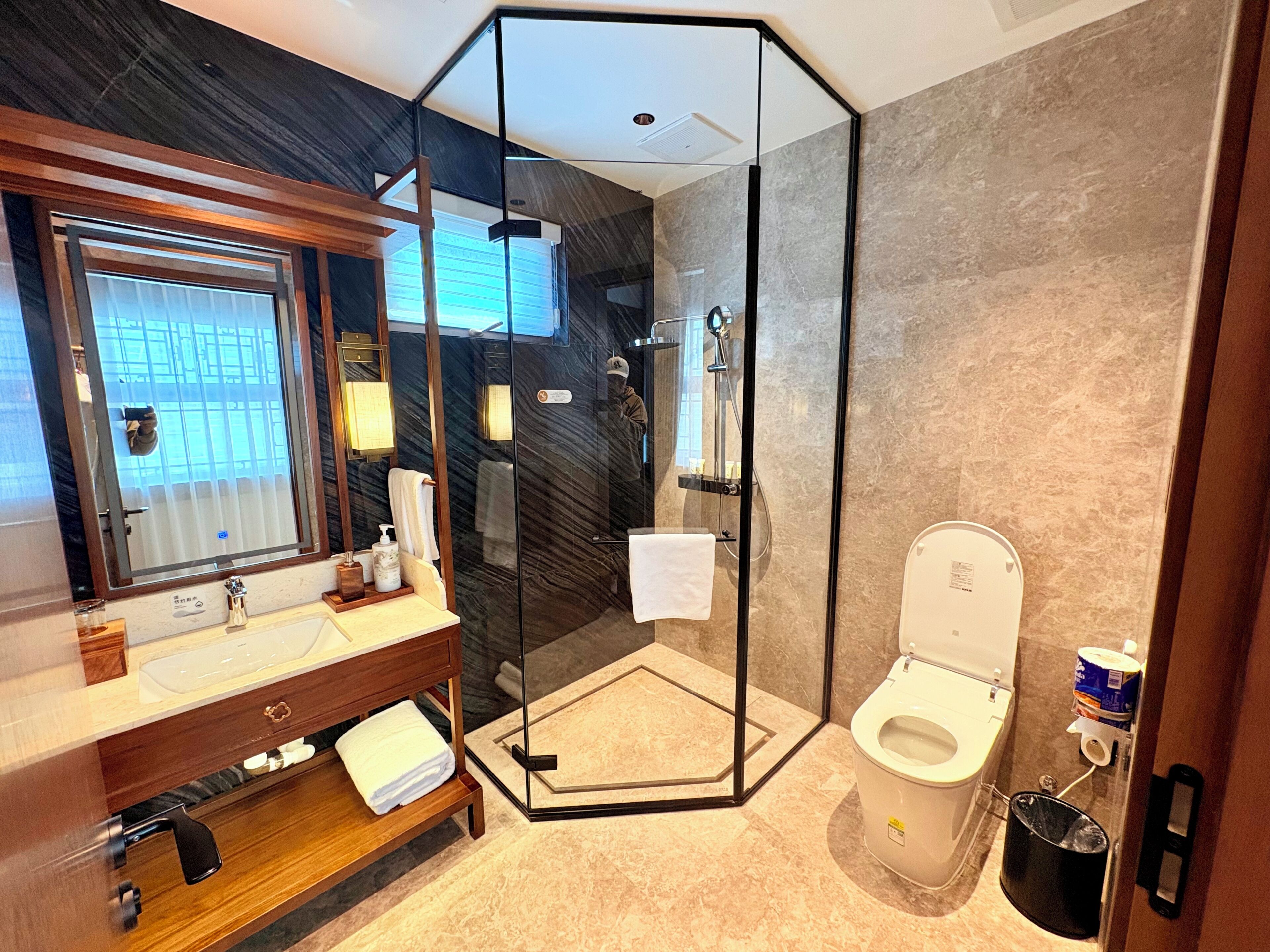 Photo - Jingshan Garden Hotel