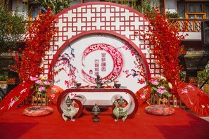 Outdoor wedding area - Jingshan Garden Hotel (Beijing)