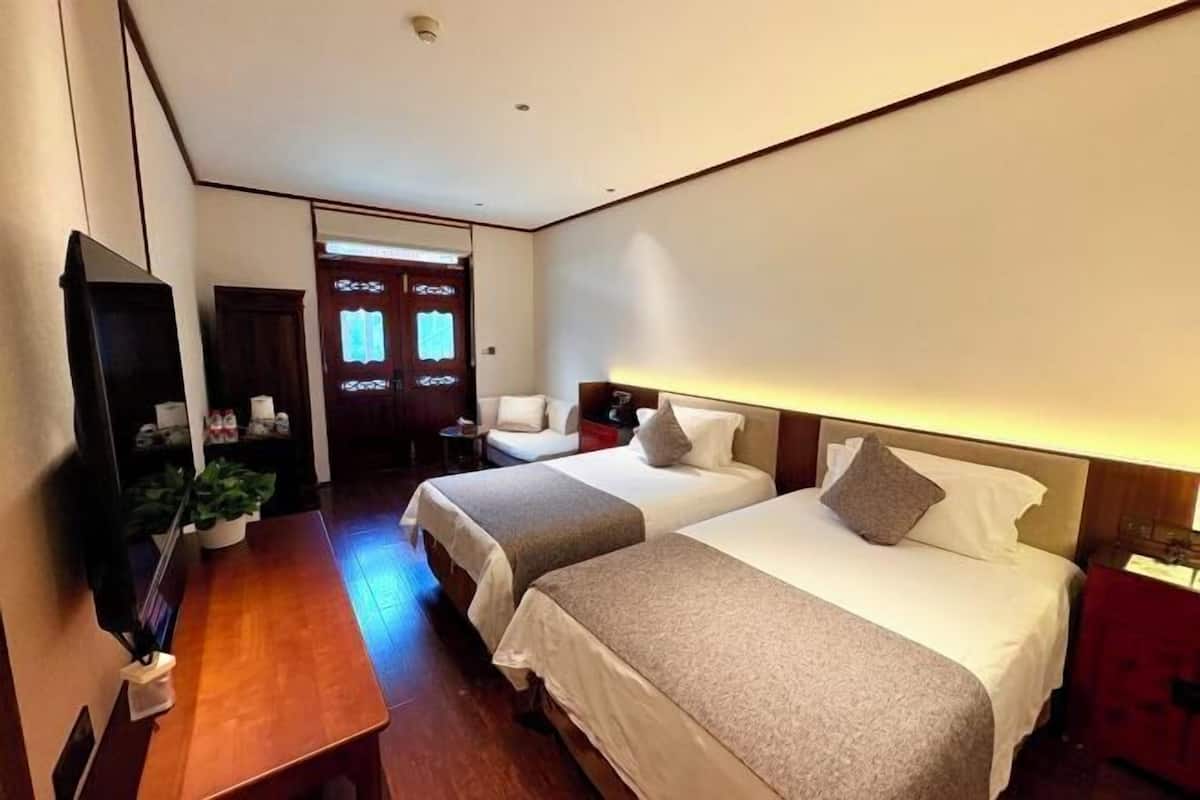 Sengetøy av topp kvalitet, dundyner, memory foam-senger og minibar