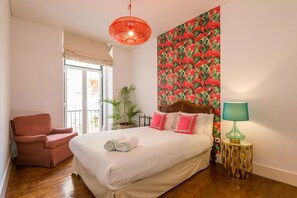 2 bedrooms, iron/ironing board, Internet, bed sheets - PalmTree House, City Center Apartment (Lisboa)