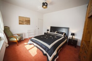 2 camere, ferro/asse da stiro, Wi-Fi, lenzuola