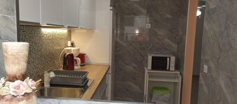 Cozy house 50 meters from the sea