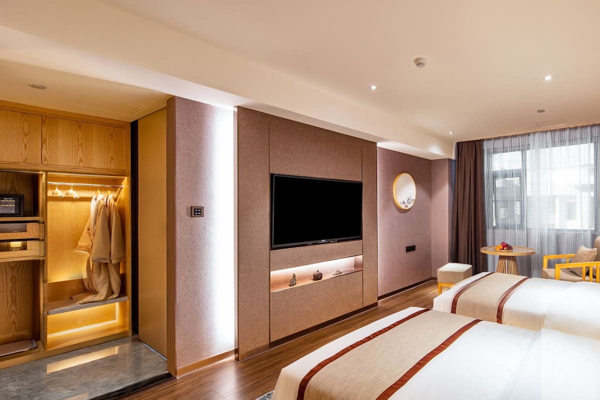 Kamar Standar, pemandangan kota | Seprai premium, minibar, brankas, dan meja kerja