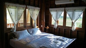 Kamar Double Deluks | Setrika/meja setrika dan Wi-Fi gratis