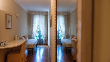 Deluxe Room | Premium bedding, minibar, in-room safe, desk